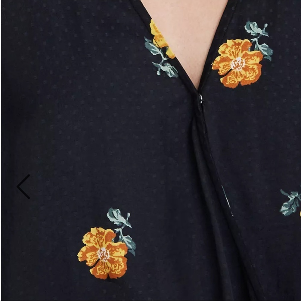 Madewell Bubble Sleeve Wrap Floret Blouse - Picture 2 of 9